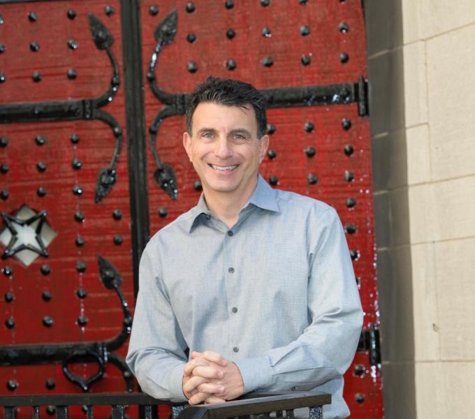 ...Photo of Rosen